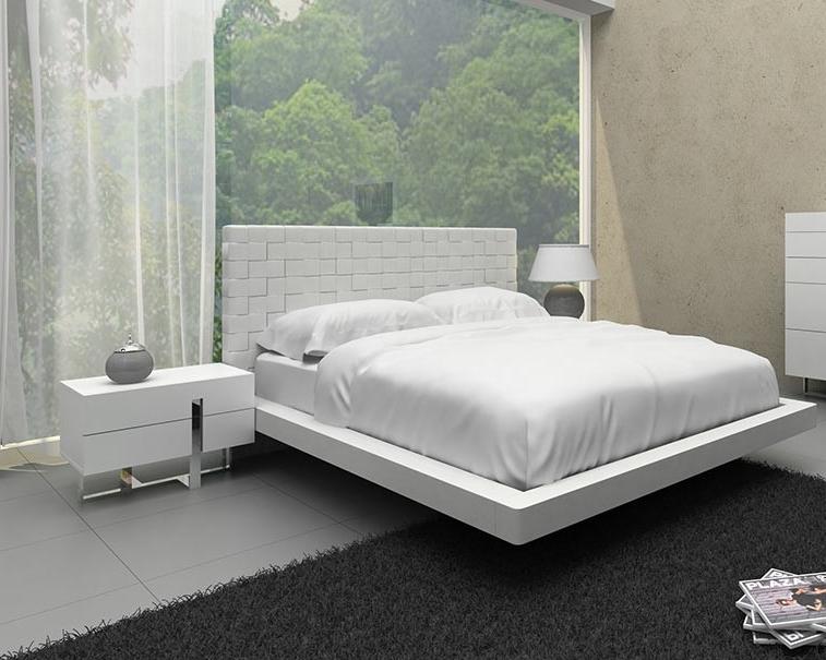 

    
VIG Modrest Voco White Leather Pattern Headboard Queen Bedroom Set 2Pcs Modern
