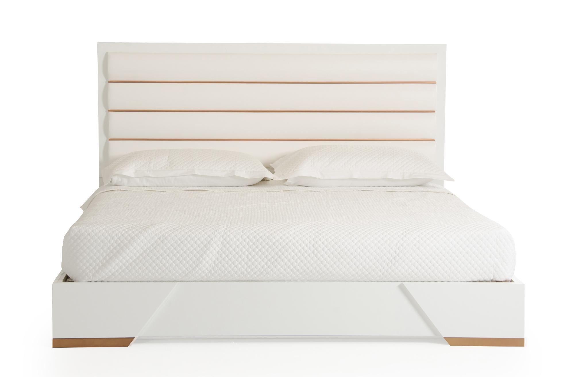 

    
VIG Nova Domus Juliet Modern White Rosegold Lacquer Finish King Platform Bed Made In Italy
