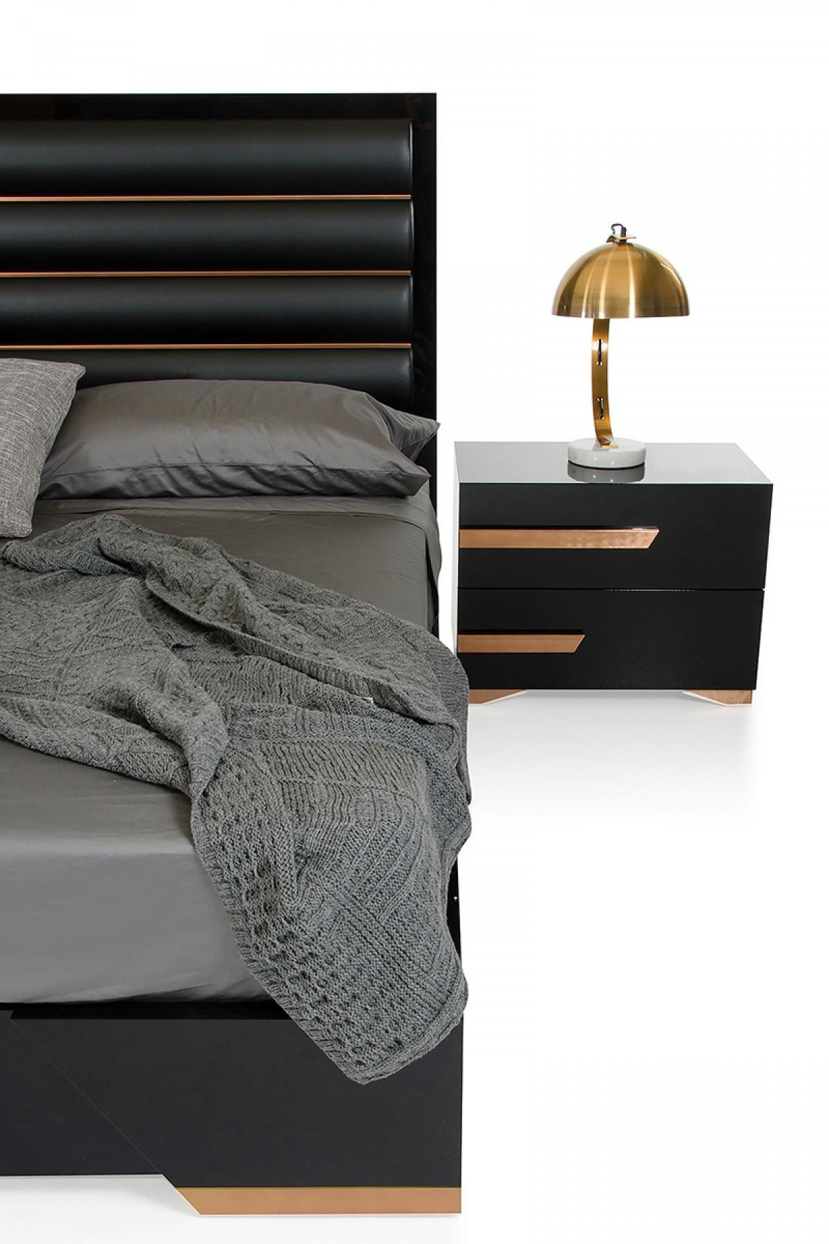 

    
VGACROMEO-BED-EK-Set-3 Glossy Black Rosegold King Bedroom Set 3Pcs VIG Nova Domus Romeo MADE IN ITALY
