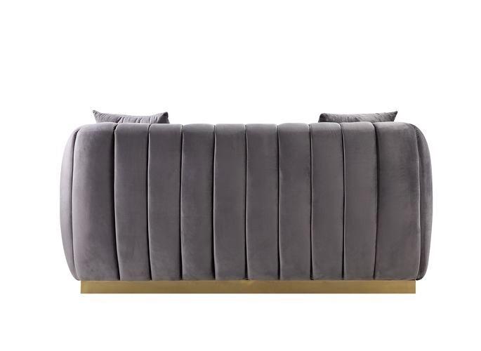 

    
55670-3pcs Vintage Gray & Gold Velvet Sofa + Loveseat + Chair by Acme Elchanon 55670-3pcs
