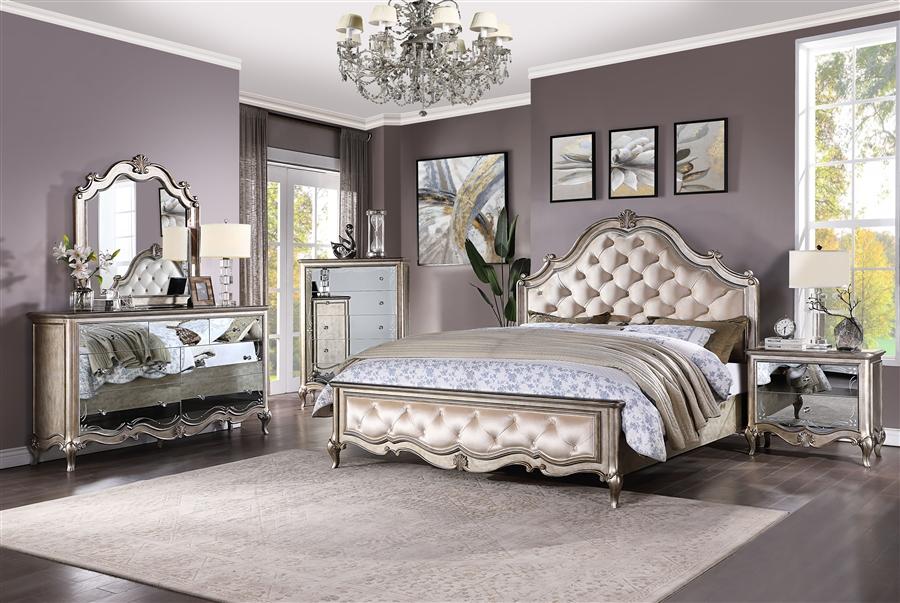

    
Vintage Velvet & Champagne Queen 3pcs Bedroom Set by Acme Esteban 22200Q-3pcs
