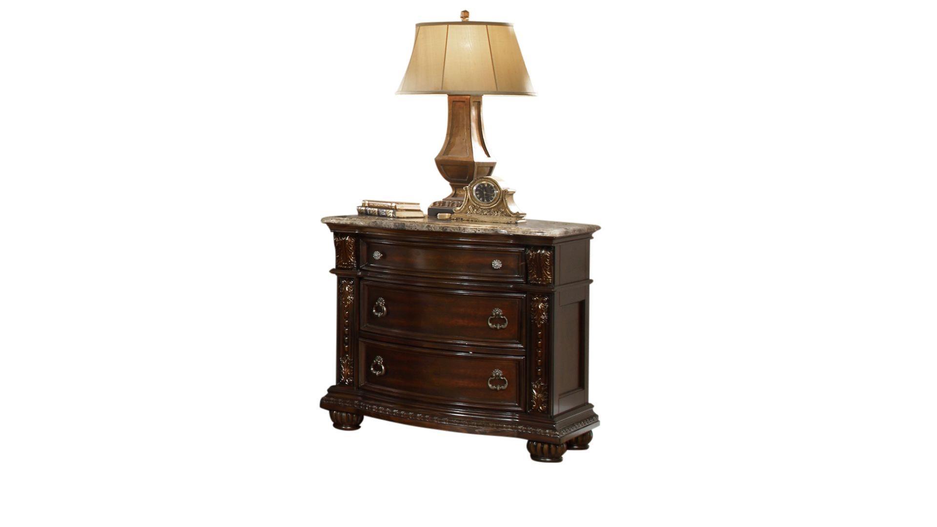 

    
Walnut Carved Wood 3 Drawer Nightstand Set 2Pcs ROMA Galaxy Home Traditional
