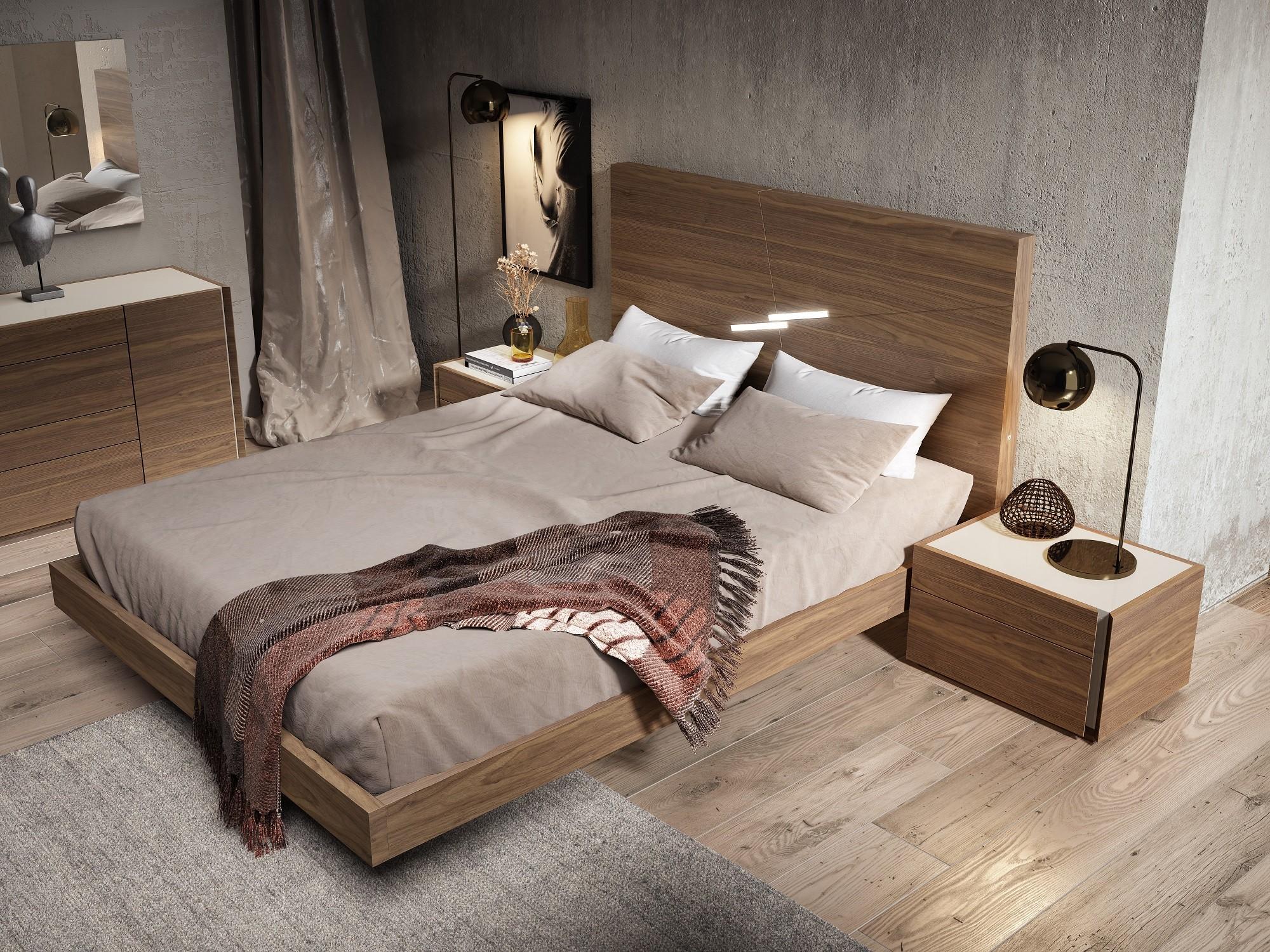 

    
Walnut with Light Grey High Gloss Queen Bedroom Set 5Pcs Contemporary J&M Faro
