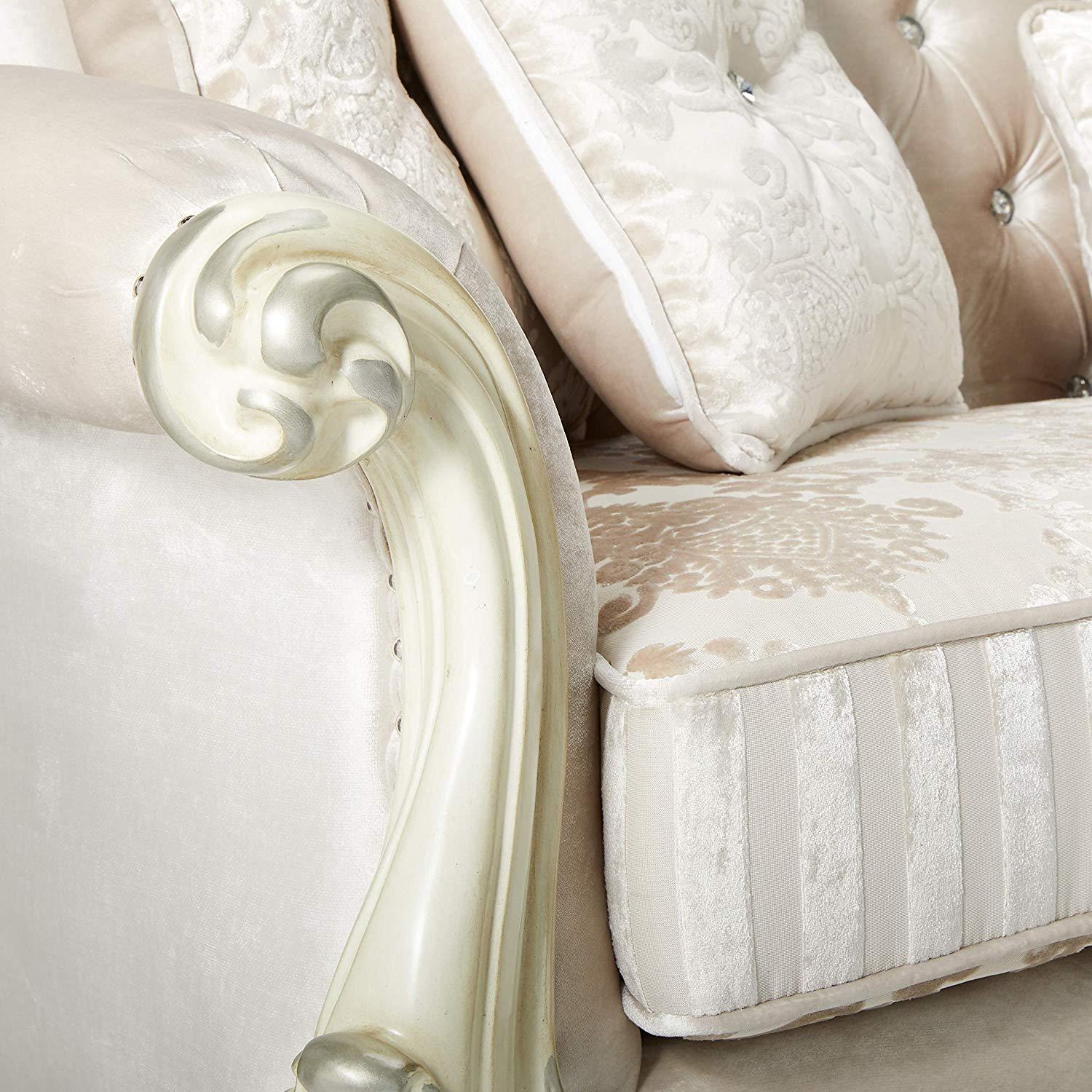 

    
Welton Sofa Classic Luxury Crystal Tufted Ivory Velvet & Bone White Welton 92" Carved Sofa
