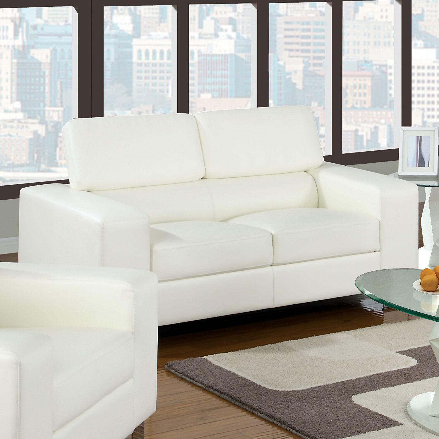 

    
Contemporary White Bonded Leather Sofa and Loveseat Furniture of America Makri

