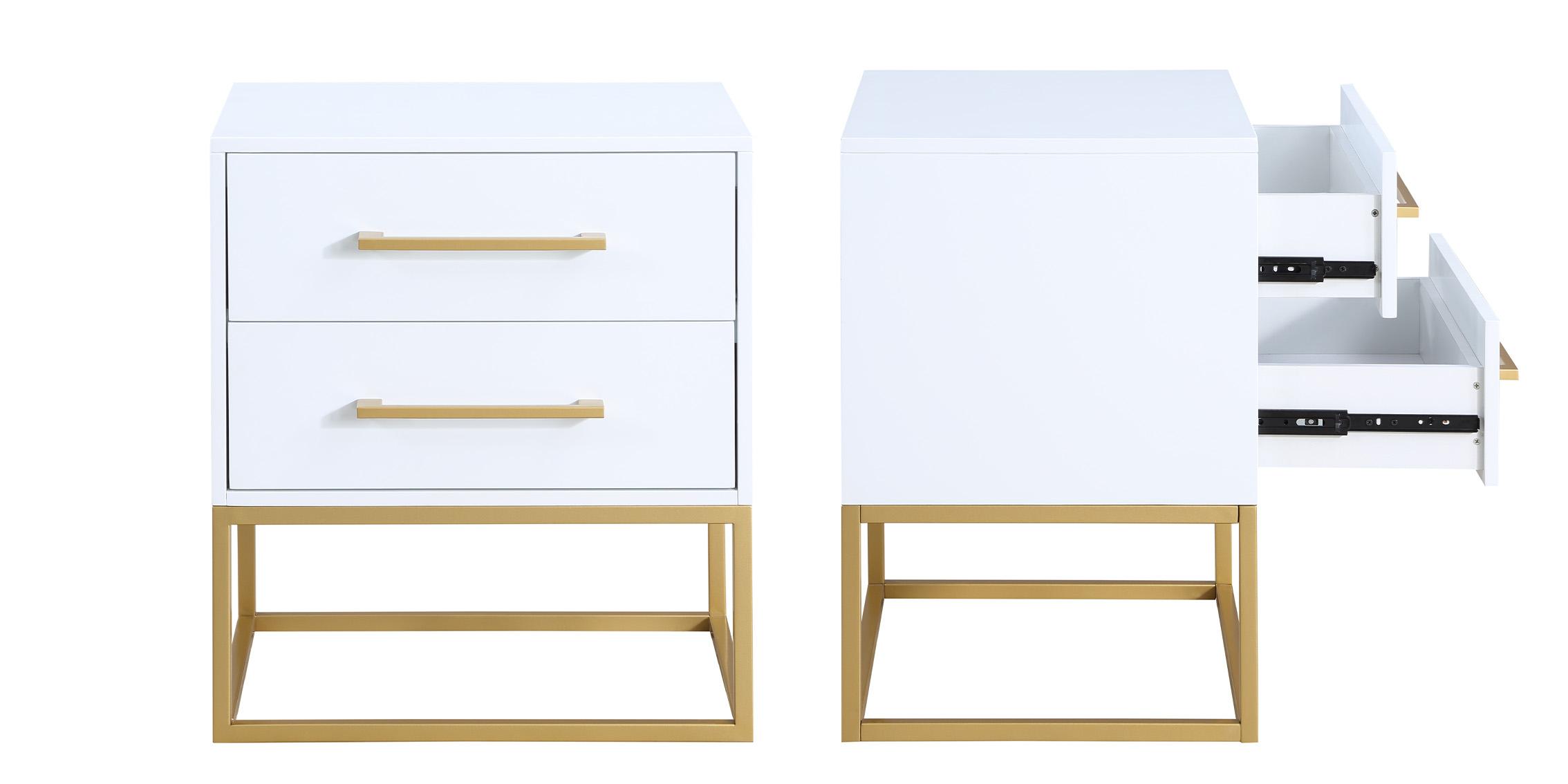 

    
Meridian Furniture MAXINE 848White-NS Nightstand Set White/Gold 848White-NS-Set-2
