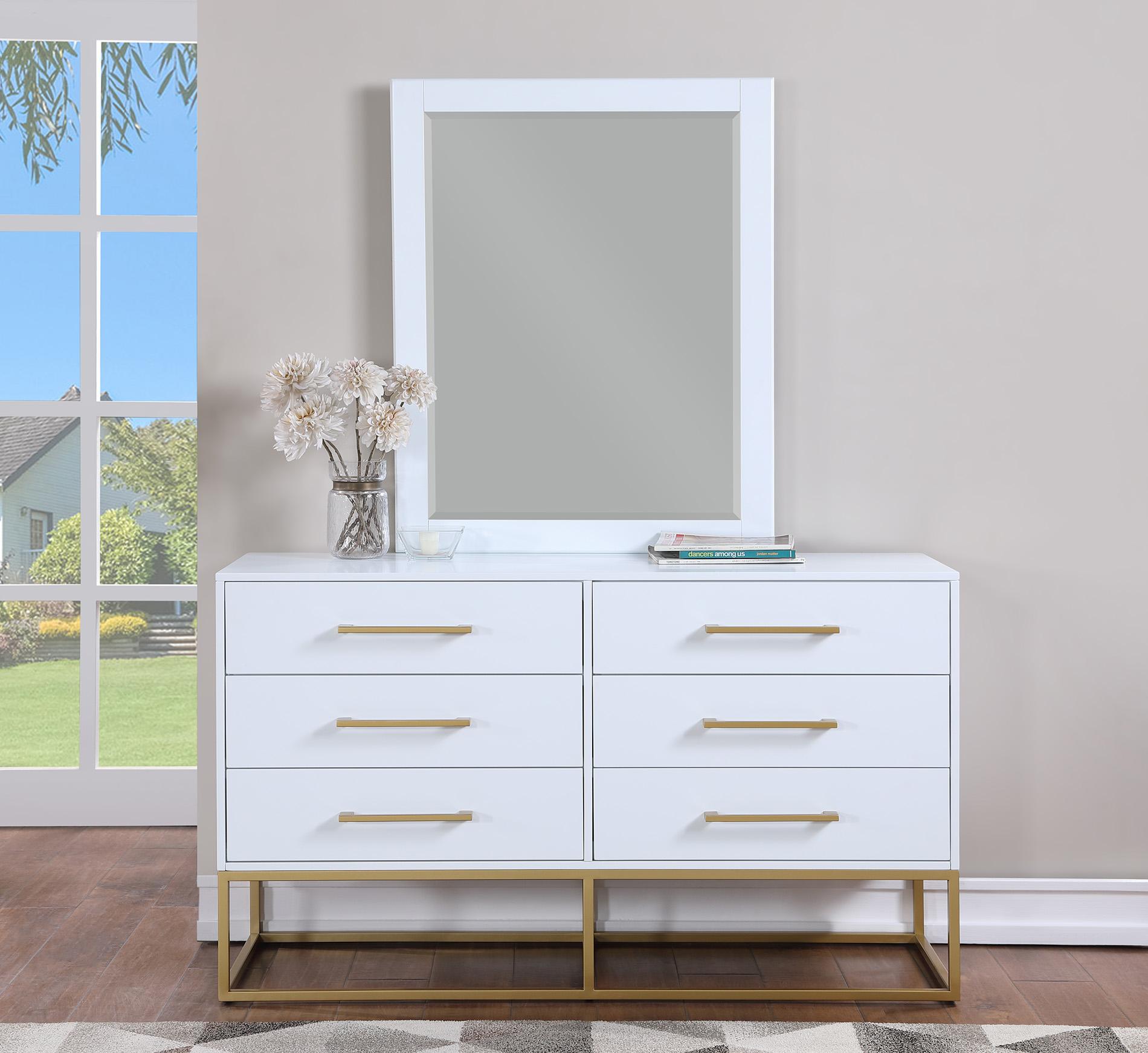 

        
Meridian Furniture MAXINE 848White-D Dresser White/Gold  094308254203
