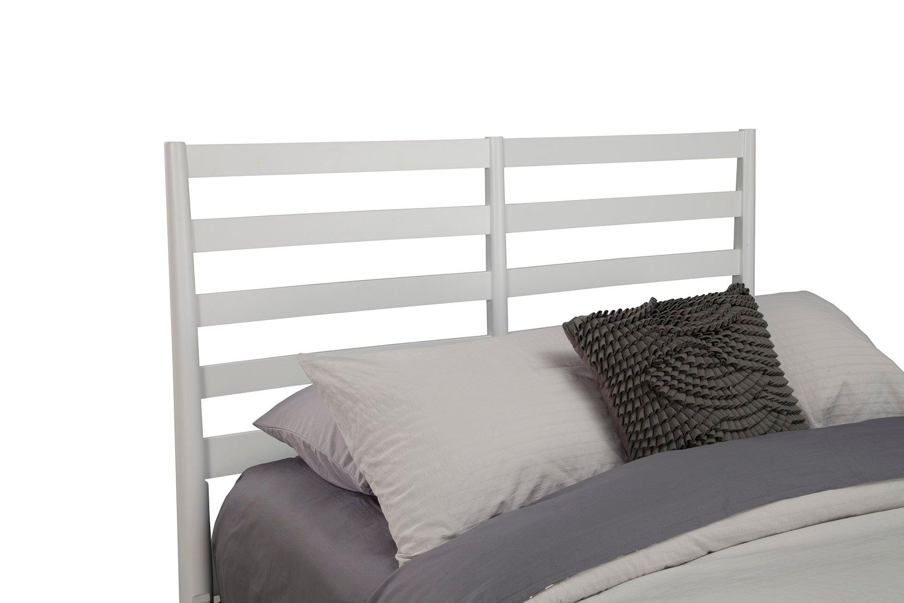 

        
Alpine Furniture Flynn Platform Bedroom Set White  812702028370

