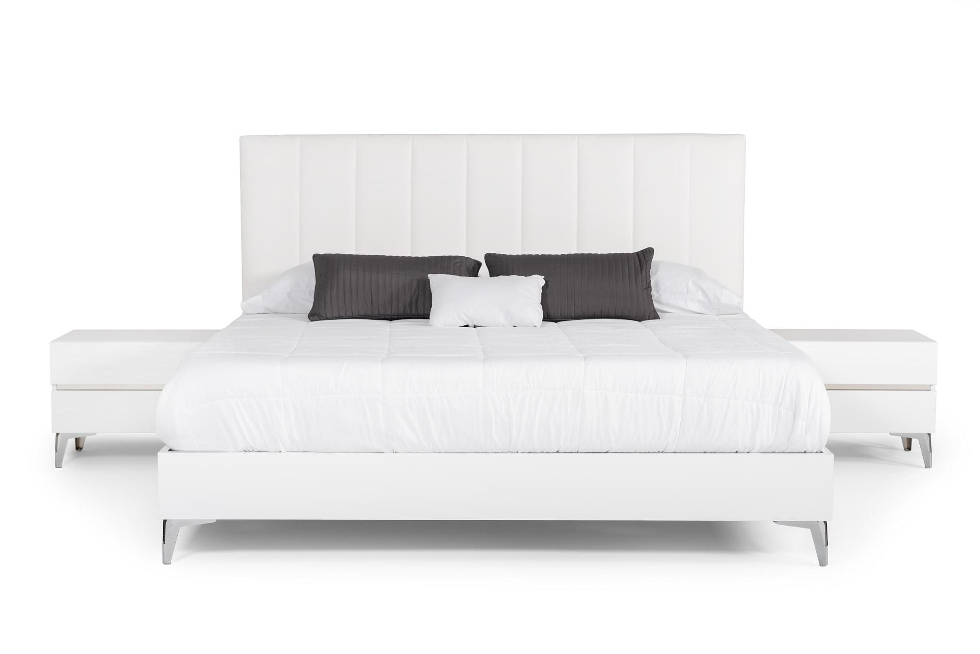 

    
VIG Furniture Nova Domus Angela Panel Bedroom Set White VGACANGELA-EK-BED-Set-5
