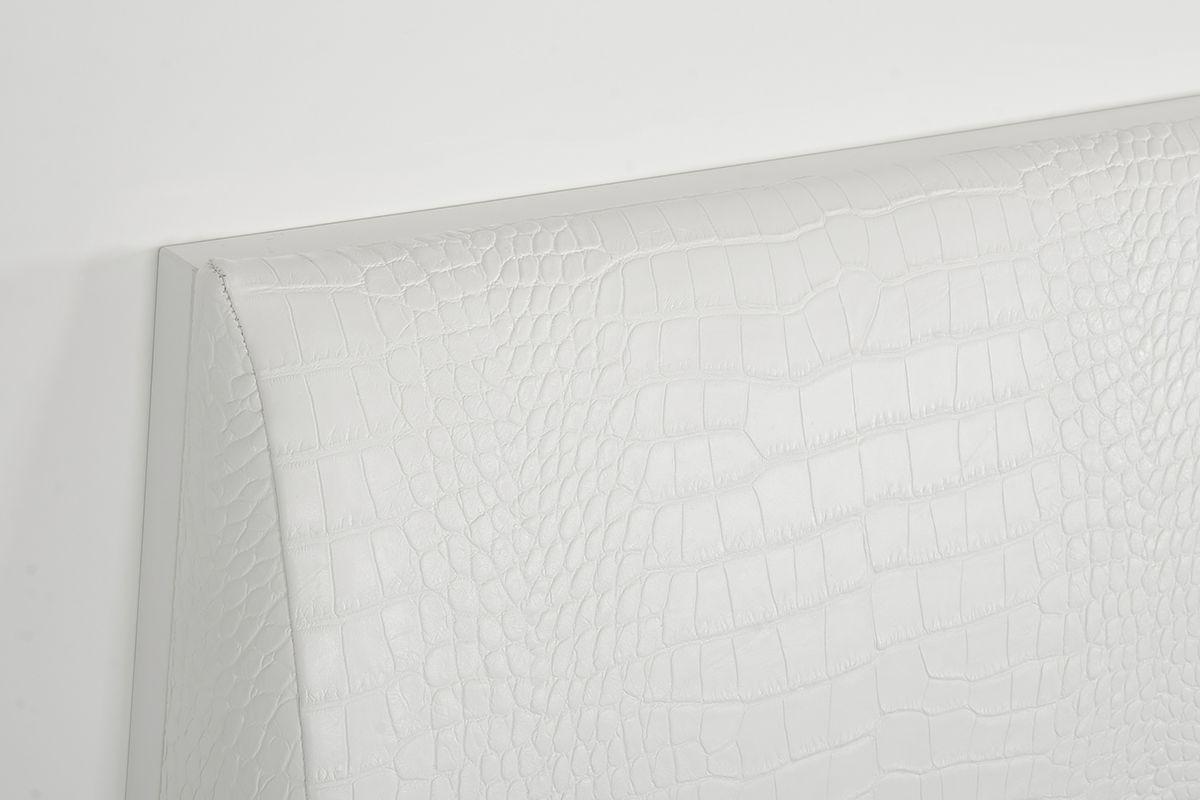 

                    
VIG Furniture VGACMONZA-SET 72065A Platform Bed Set White Leatherette Purchase 
