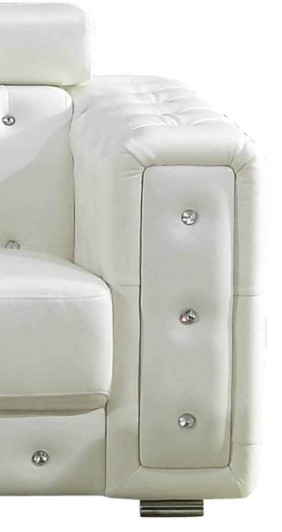 

    
White Faux Leather Armchair Modern Cosmos Furniture Charlise
