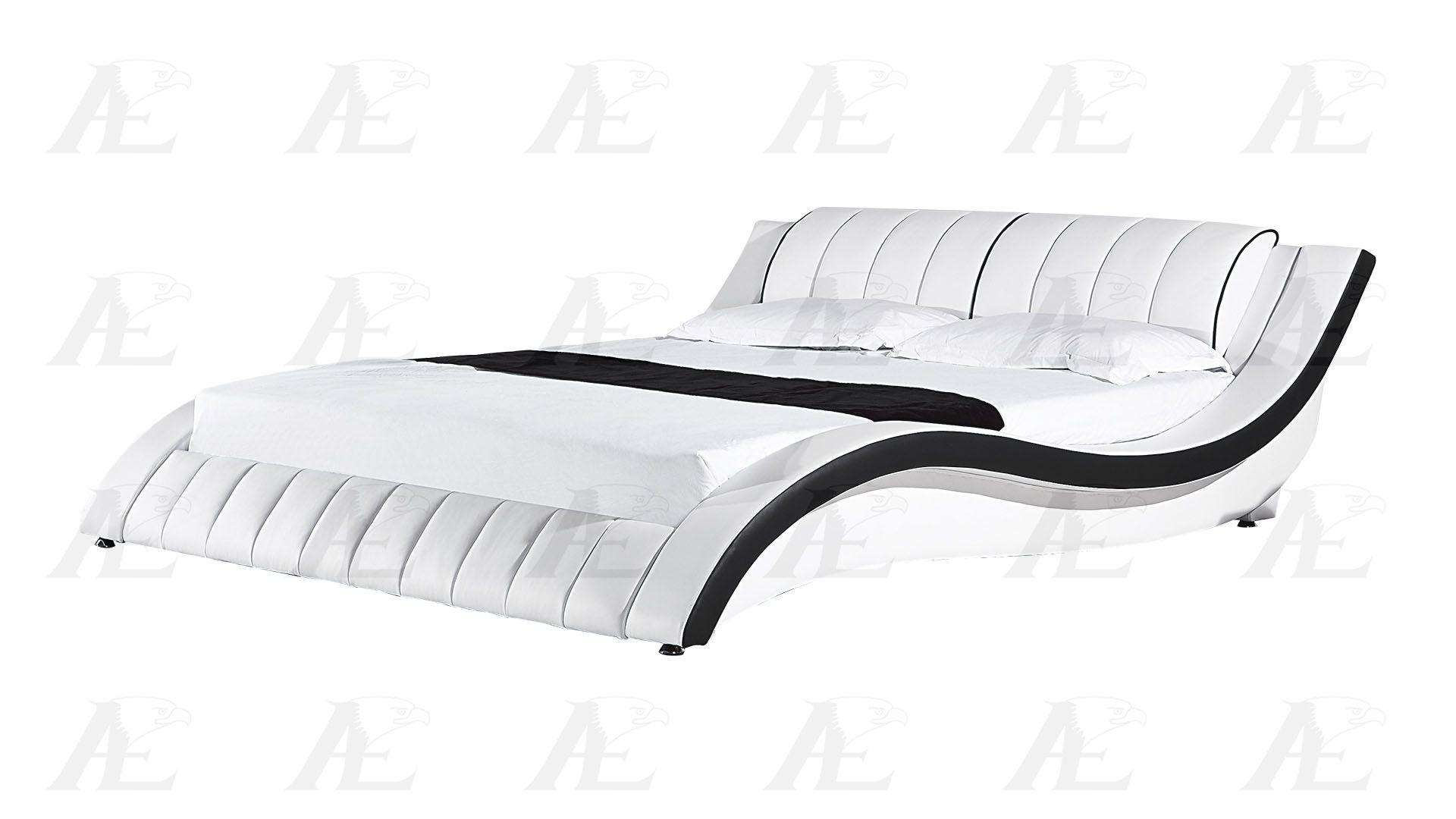 

    
White Faux Leather Curved Shape Platform King Size Bed American Eagle B-D030
