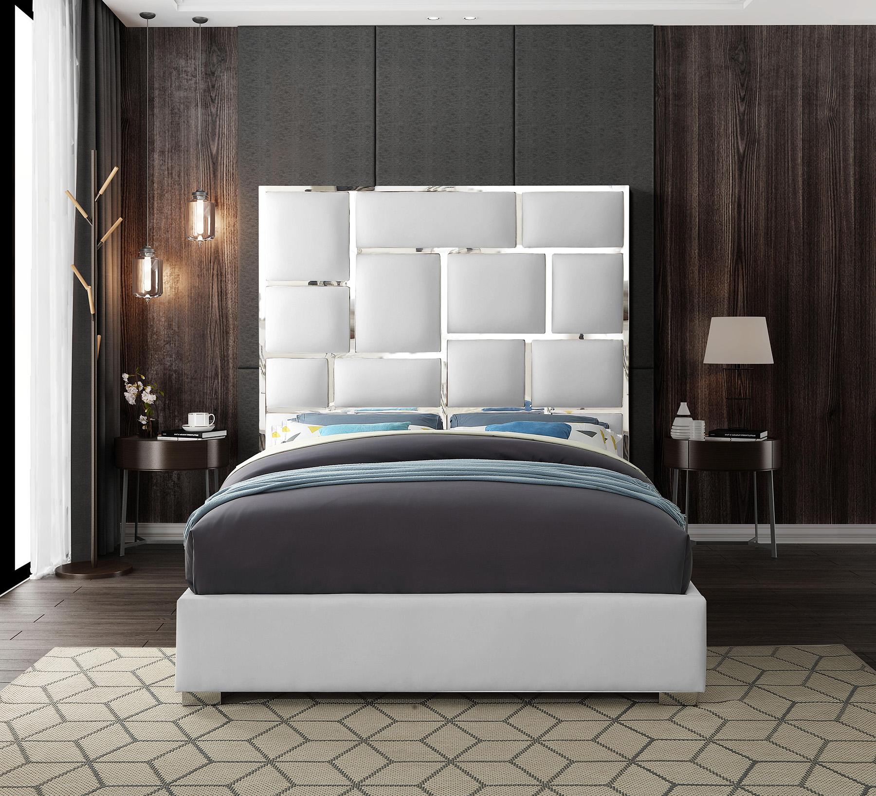 

    
Meridian Furniture MILAN White-K Platform Bed Chrome/White MilanWhite-K
