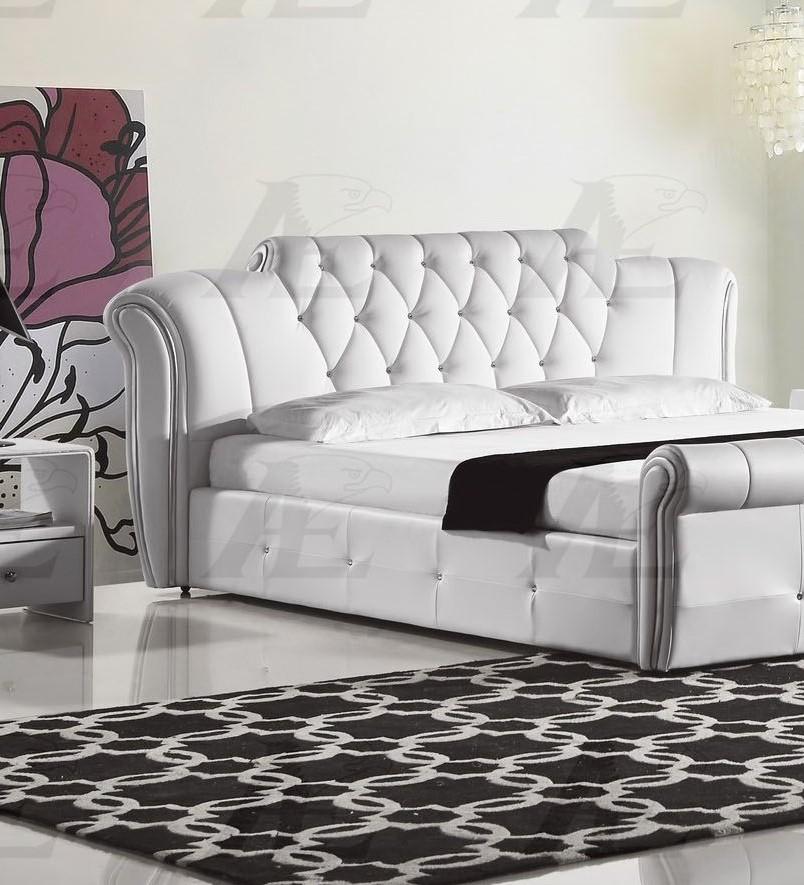 

    
American Eagle Furniture B-D032-W Platform Bed White B-D032-W-EK
