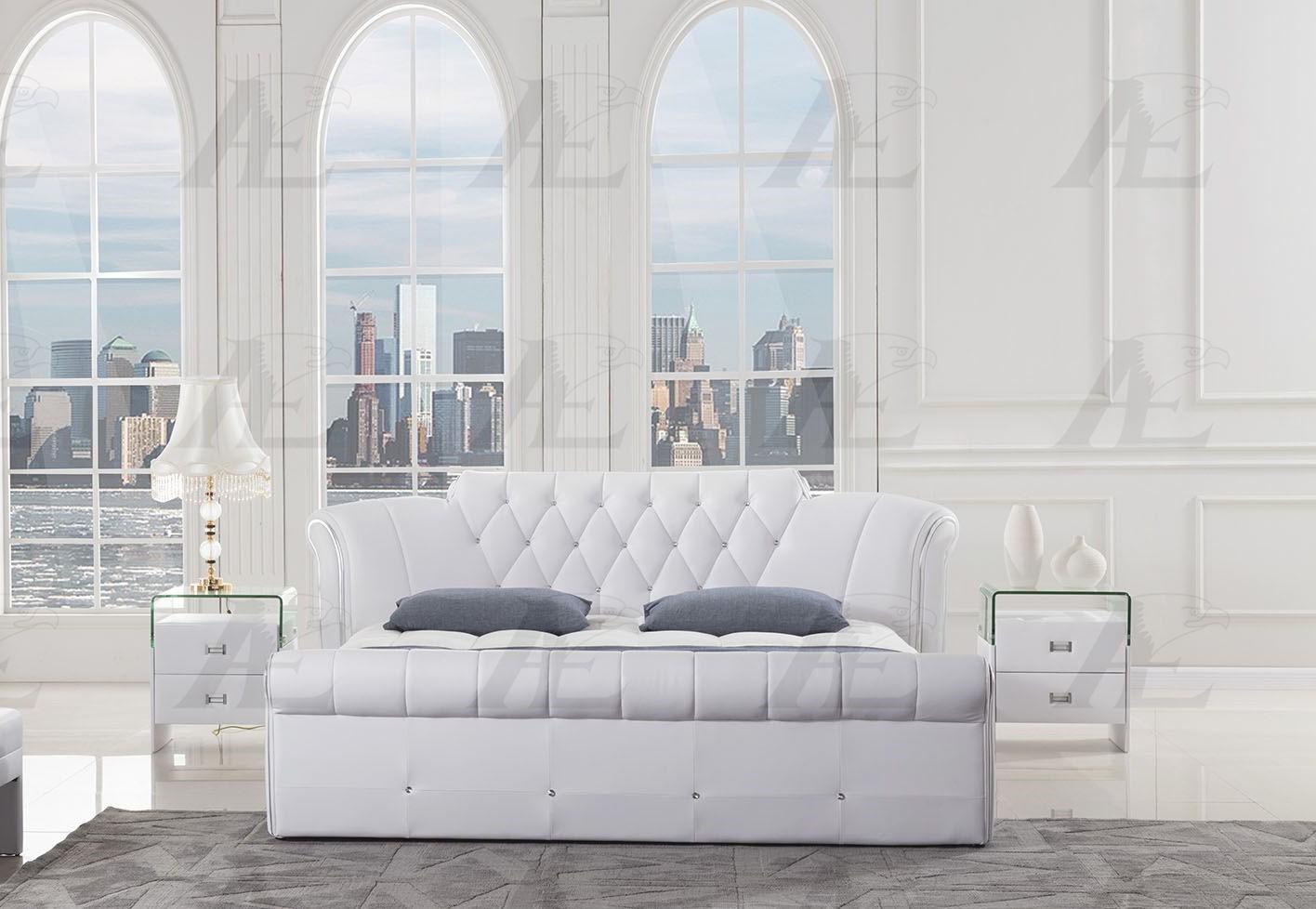 

                    
American Eagle Furniture B-D032-W Platform Bed White Faux Leather Purchase 
