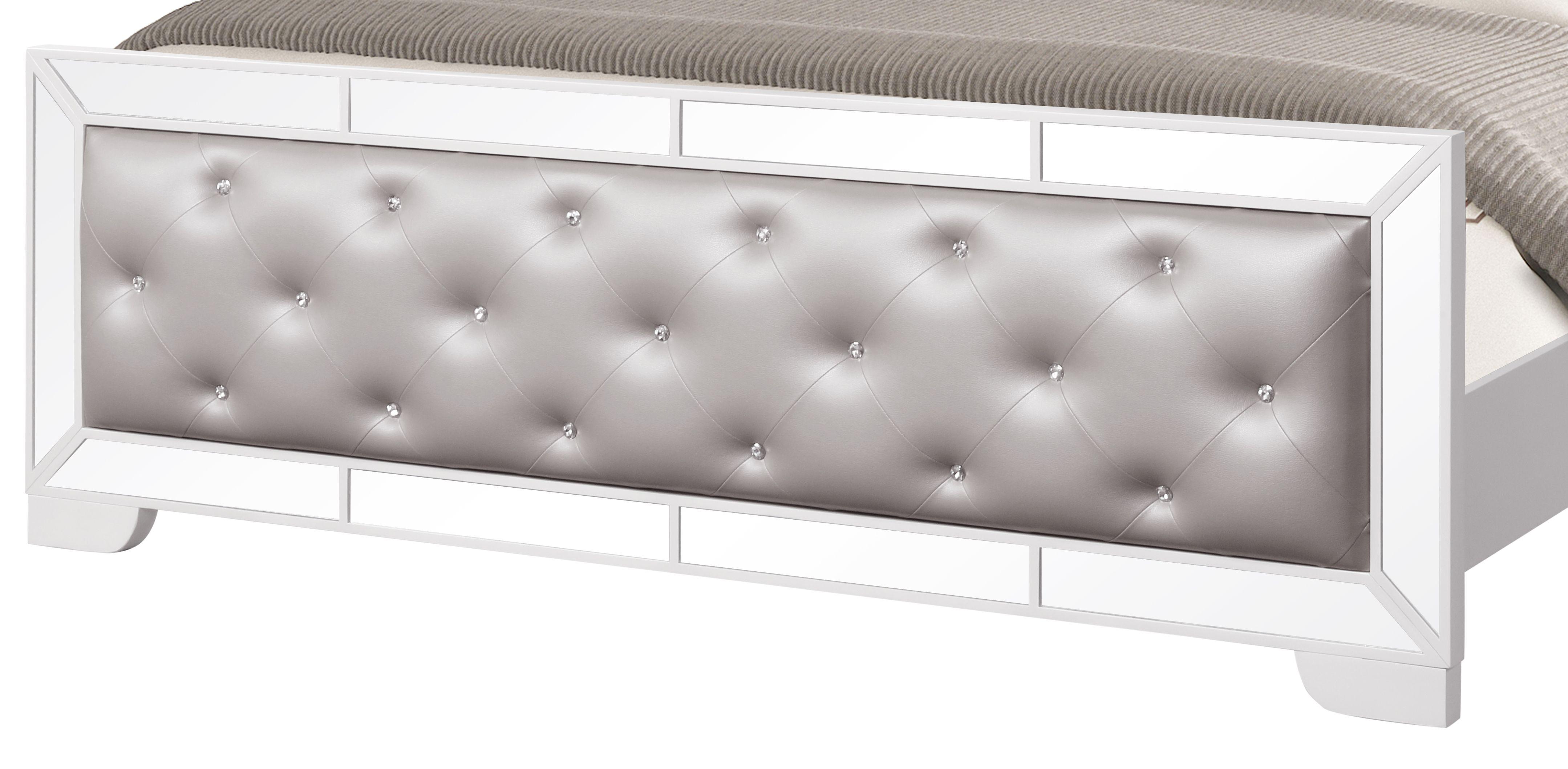 

    
Cosmos Furniture Grand Gloria Panel Bed White Grand Gloria-EK-Bed
