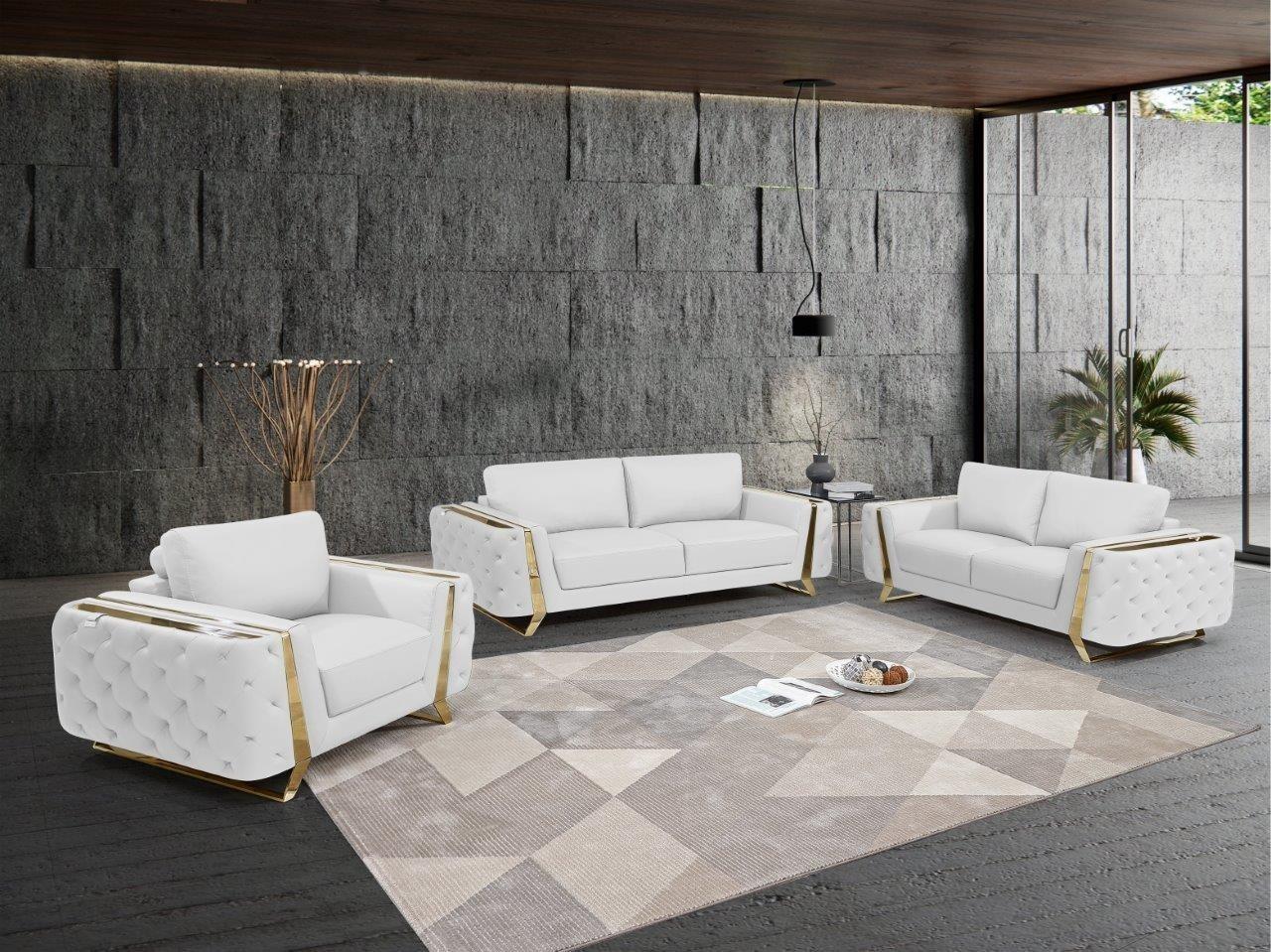

    
 Shop  WHITE Genuine Italian Leather Sofa Contemporary 1050 Global United
