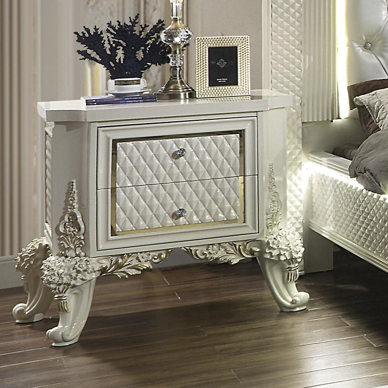 

    
Homey Design Furniture HD-8091 Panel Bedroom Set Gold Finish/White HD-CK8091-5PC-BEDROOM-1
