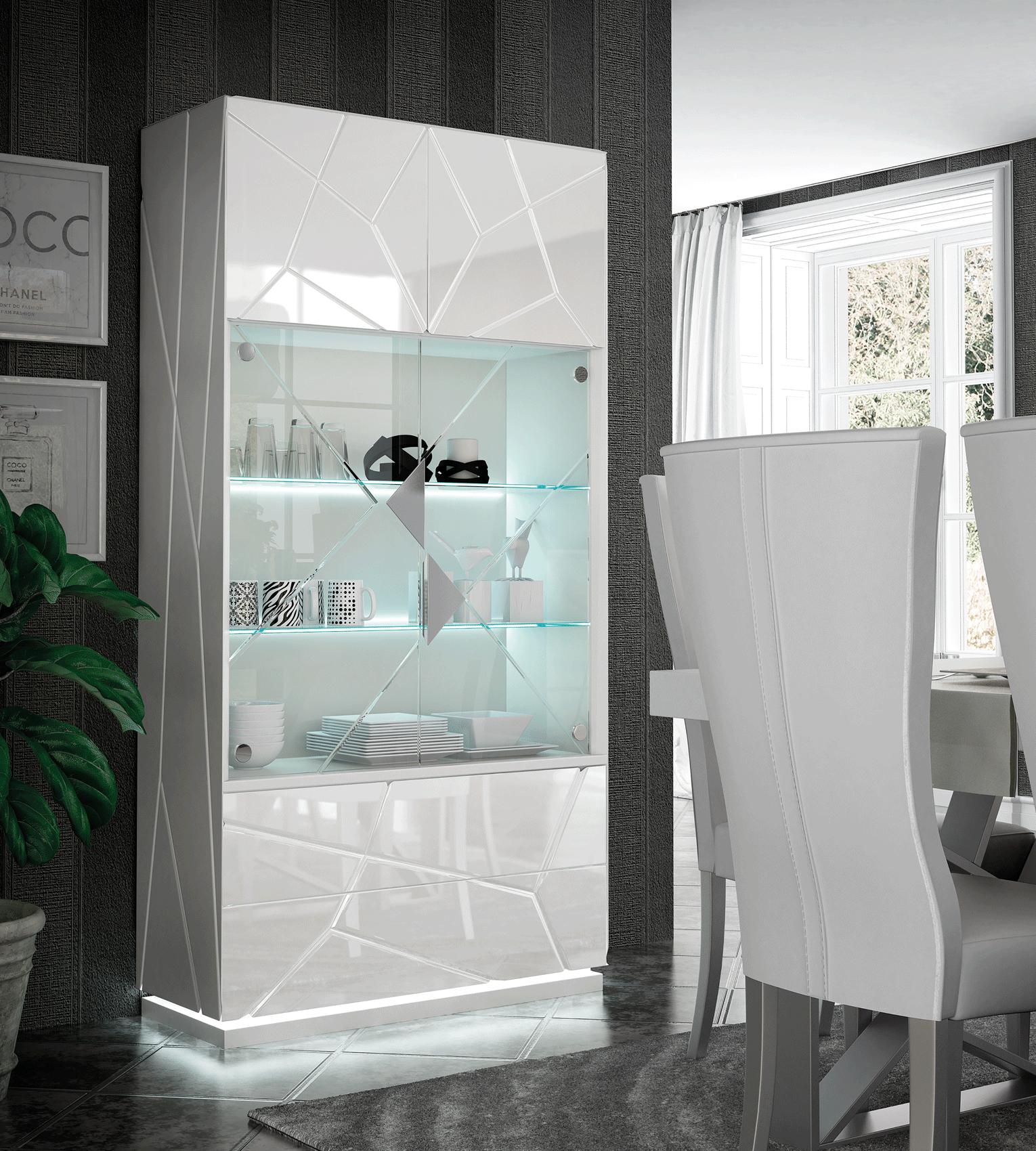 

    
White High Gloss Lacquer Display Unit/China KIU ESF Modern Made in Spain
