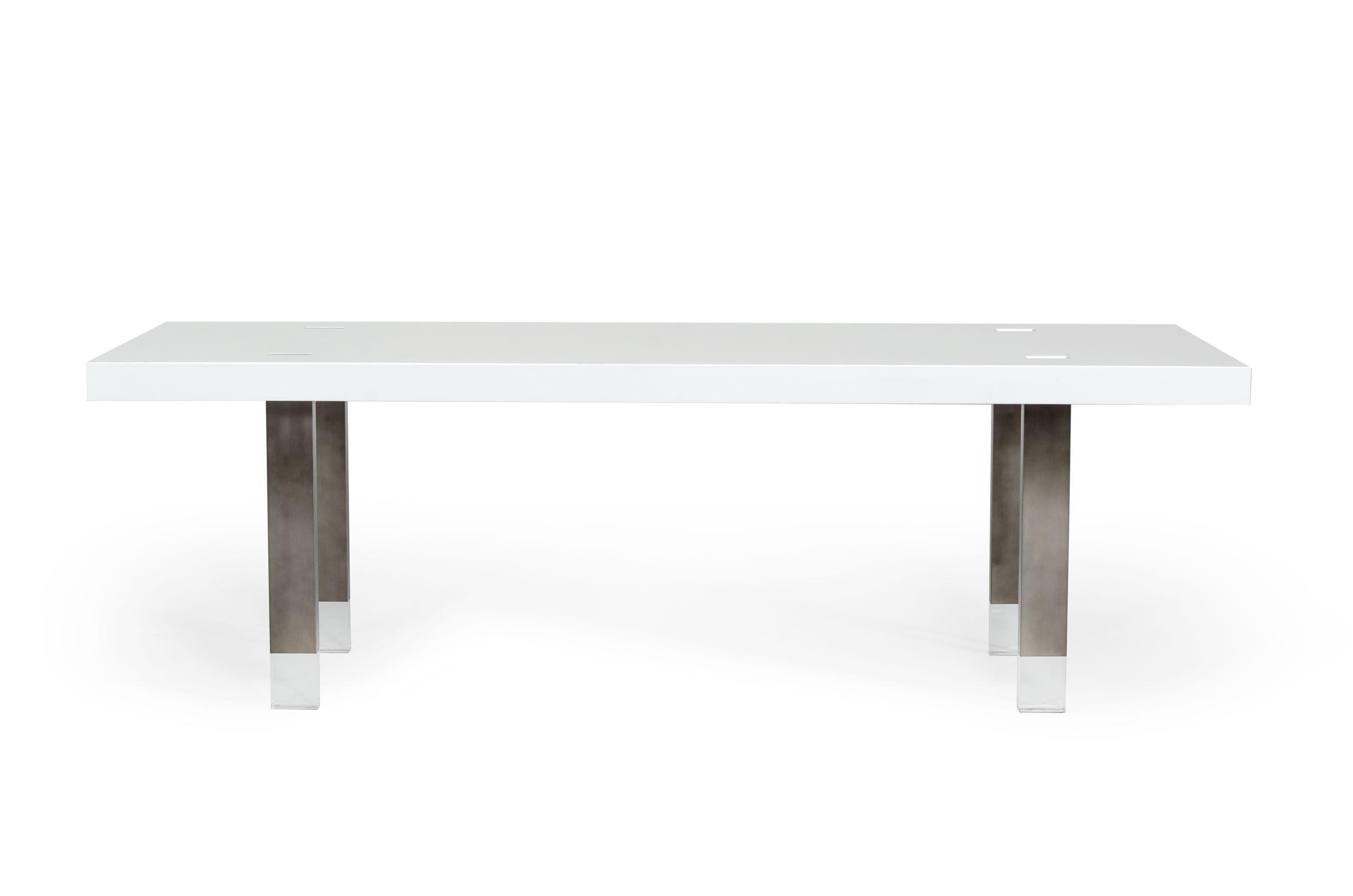 

    
White High Gloss & Stainless Steel Gun Metal Dining Table by VIG Modrest Lenny
