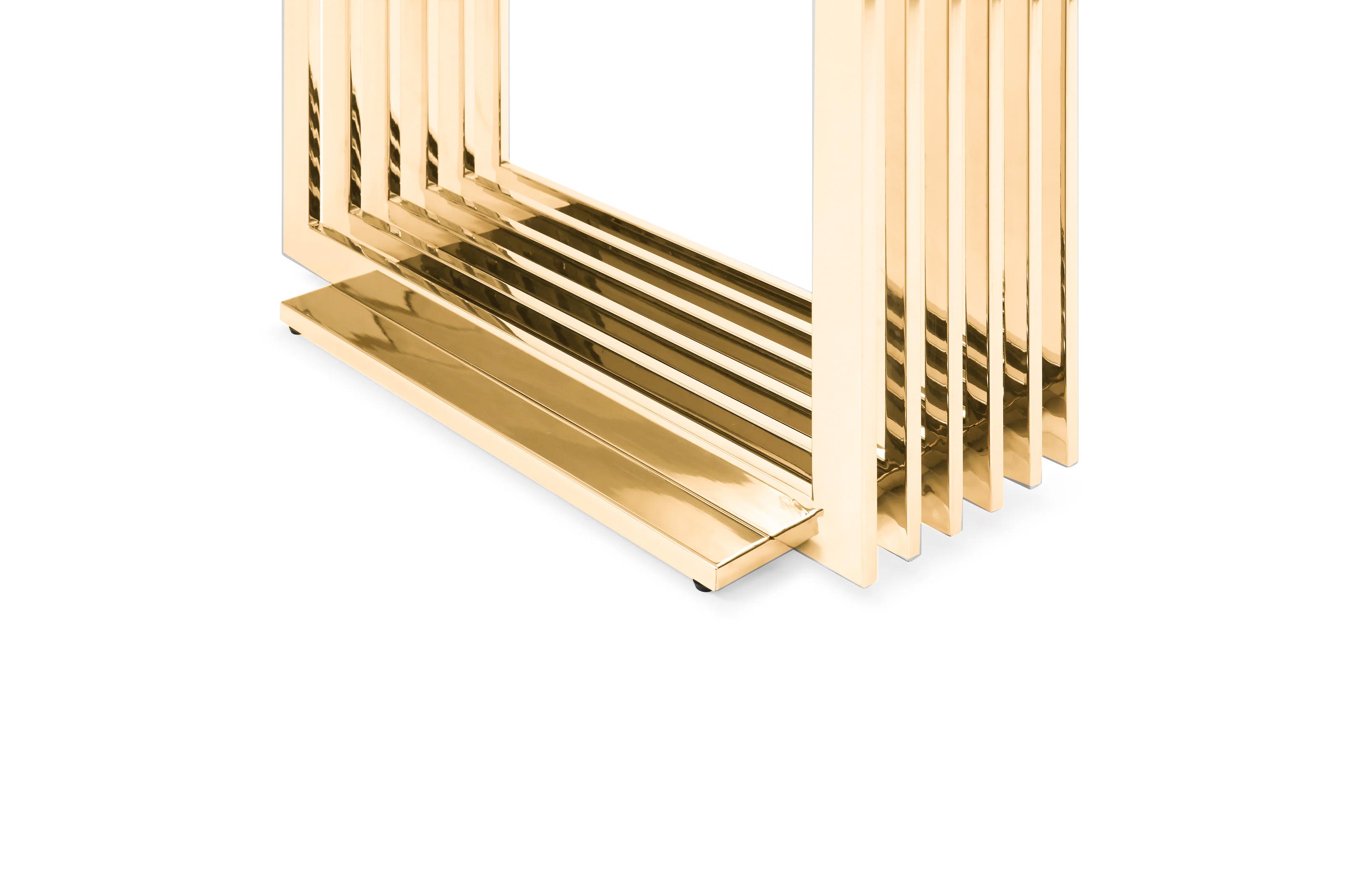 

                    
VIG Furniture Kingsley Console Table White/Gold  Purchase 
