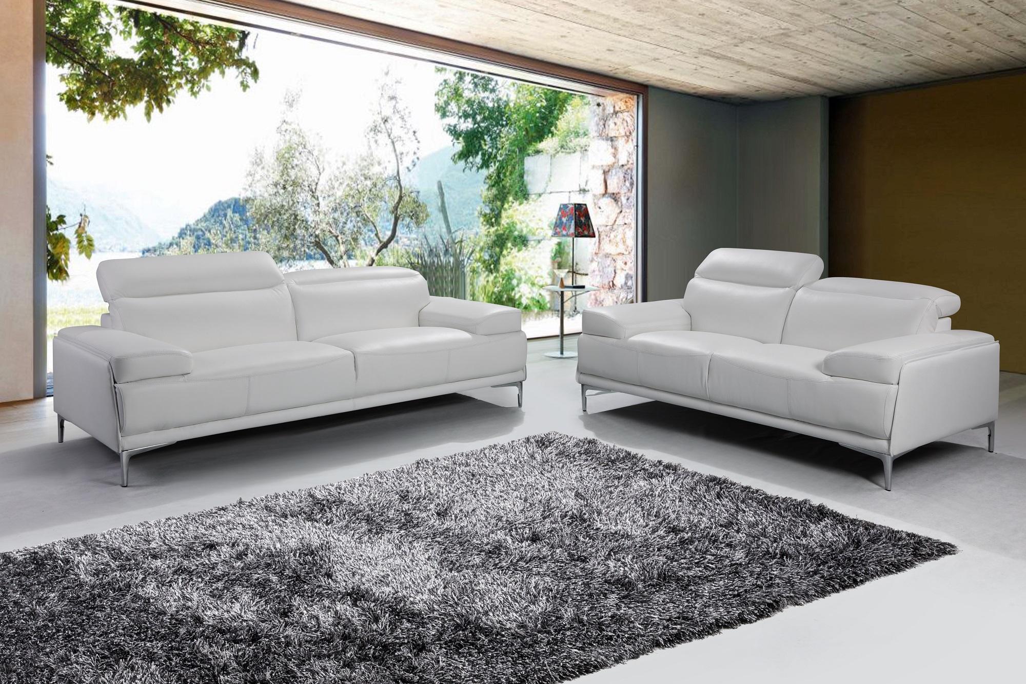 

    
White Bonded Leather Sofa & Loveseat Set 2Pcs Modern J&M Nicolo
