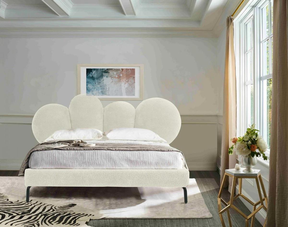 

    
VGODZW-20104-WHT-BED VIG Furniture Panel Bed
