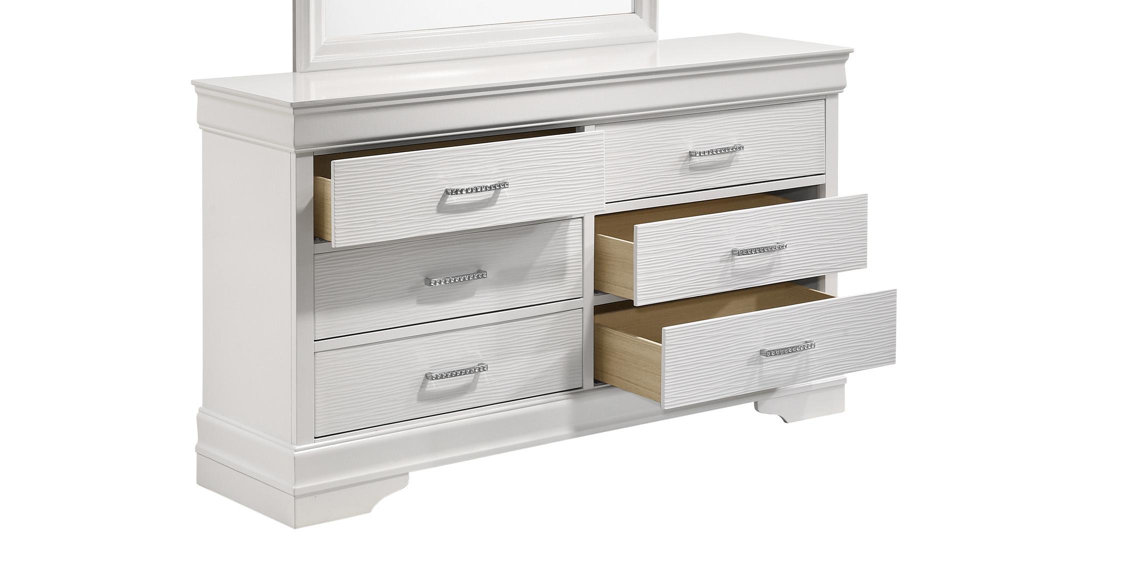 

    
White Six Drawers Dresser BROOKLYN Galaxy Home Contemporary Modern
