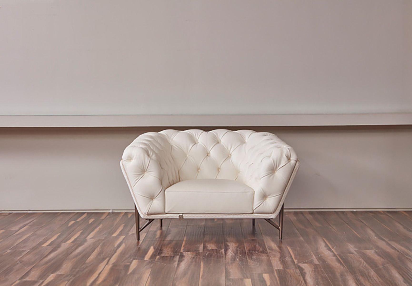 

    
American Eagle Furniture EK8009-W-CHR Oversized Chair White EK8009-W-CHR
