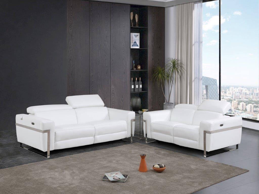 

    
 Photo  White Top Grain Italian Leather Power Reclining Loveseat Contemporary 990 Global United
