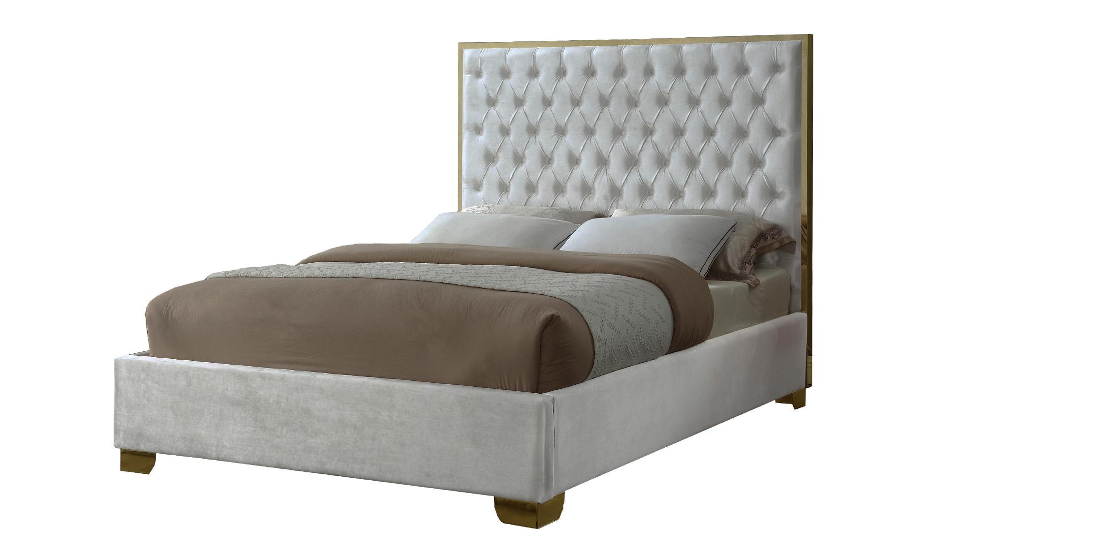 

    
Meridian Furniture LanaWhite-K Platform Bed White LanaWhite-K
